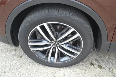 Car image 39