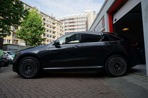 Mercedes-Benz EQC 400 4Matic 300 kW image number 3