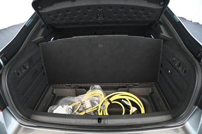 Car image 37