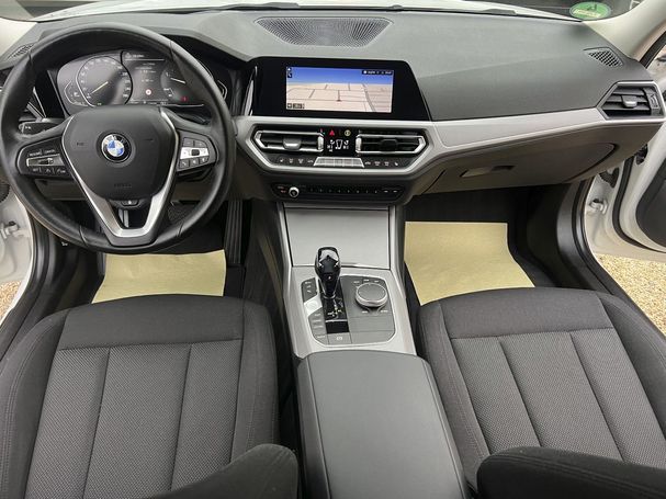 BMW 318d Advantage 110 kW image number 12