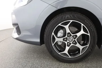 Car image 31