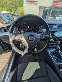 Car image 31