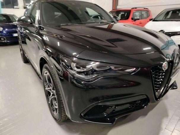 Alfa Romeo Stelvio 2.2 Q4 154 kW image number 4