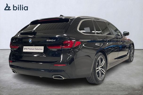 BMW 520d Touring xDrive 140 kW image number 17