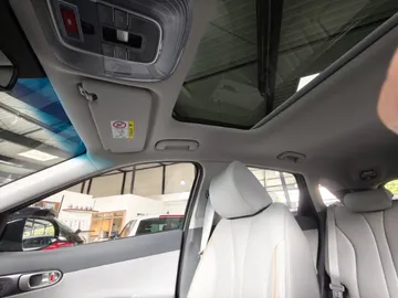 Car image 45