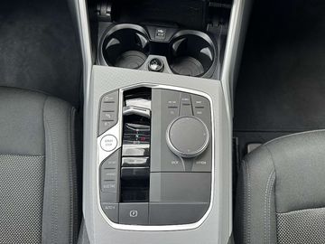 Car image 47