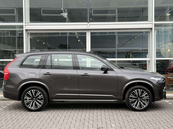 Volvo XC90 T8 335 kW image number 2