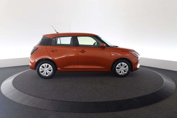 Suzuki Swift 1.2 Hybrid Comfort 61 kW image number 2