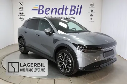 Car image 2