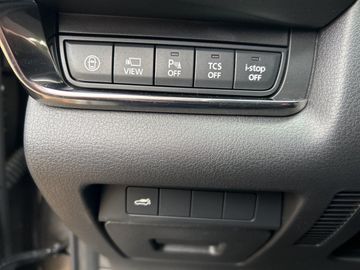 Car image 23