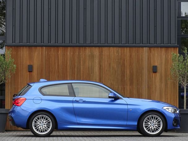 BMW 120i 135 kW image number 3