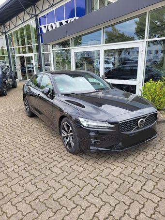 Volvo S60 AWD Plus 184 kW image number 1