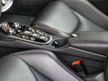 Car image 29