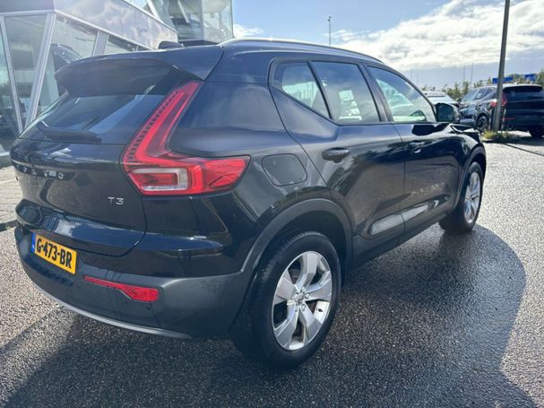 Volvo XC40 T3 Momentum Pro 120 kW image number 3