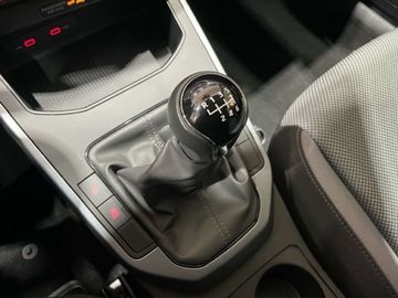 Car image 31