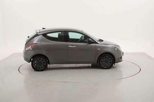 Lancia Ypsilon 51 kW image number 6