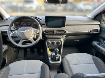 Car image 10