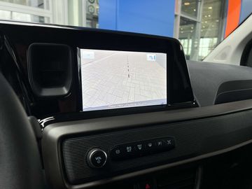 Car image 24