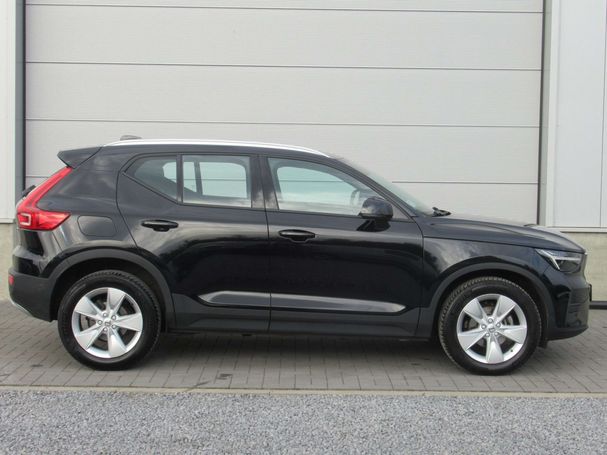 Volvo XC40 T2 95 kW image number 2