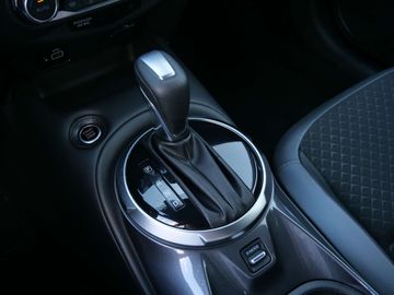 Car image 33