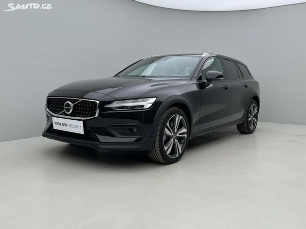 Volvo V60 Cross Country AWD B5 184 kW image number 1