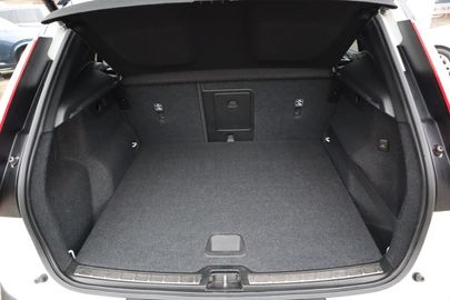 Car image 37