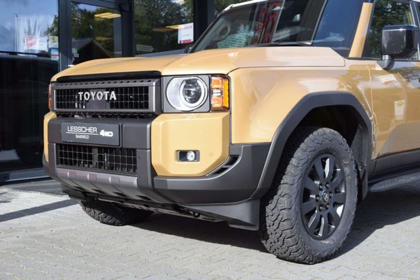 Toyota Land Cruiser 2.8 D-4D 150 kW image number 28