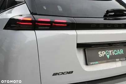 Car image 32