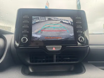 Car image 23