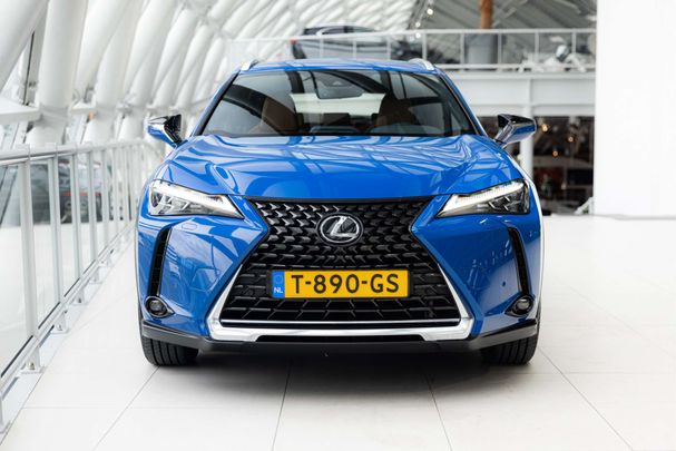 Lexus UX 250h 135 kW image number 26