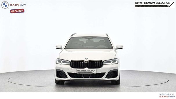 BMW 520d Touring xDrive 140 kW image number 3