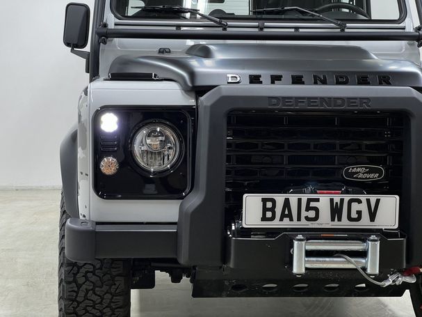 Land Rover Defender 302 kW image number 5