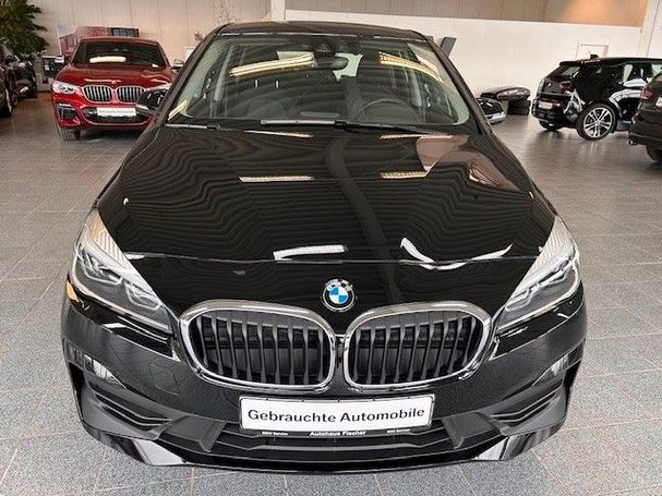 BMW 218i Active Tourer Advantage 100 kW image number 2