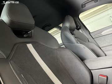 Car image 37