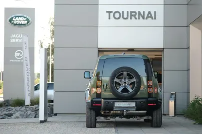 Car image 29