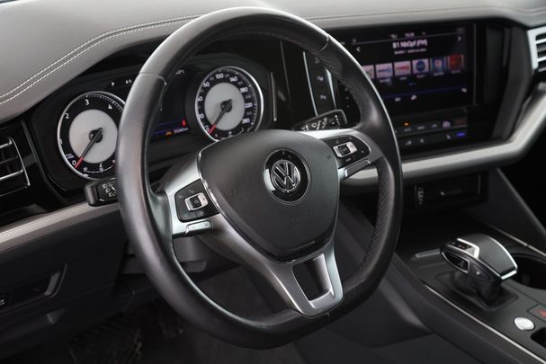 Volkswagen Touareg 3.0 TDI 4Motion 170 kW image number 13