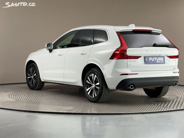 Volvo XC60 B4 AWD Momentum 145 kW image number 5