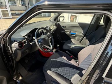 Car image 3