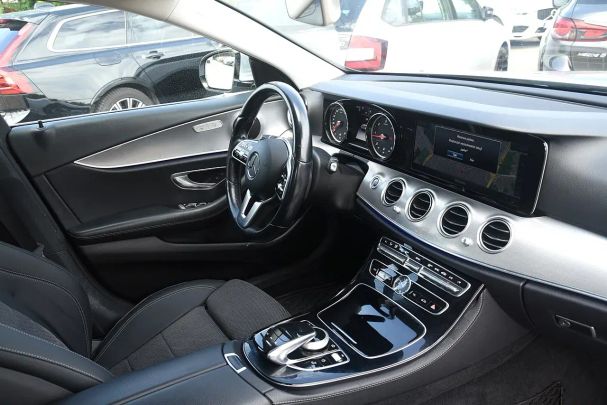 Mercedes-Benz E 220 d T 9G-Tronic Exclusive 143 kW image number 12