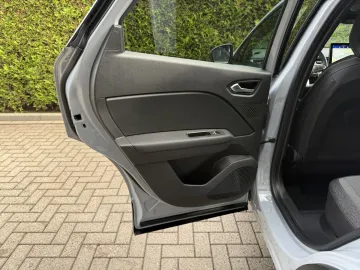 Car image 50