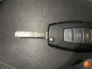 Car image 27