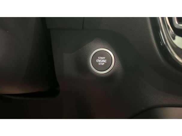 Volvo XC40 Recharge T4 155 kW image number 24