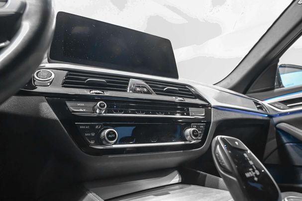 BMW 530 e 215 kW image number 19