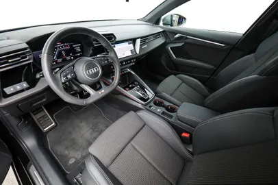Car image 25