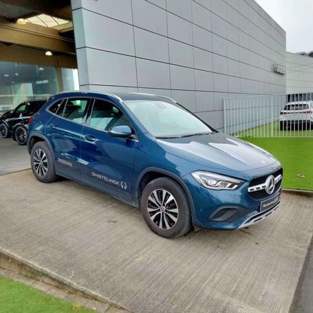 Mercedes-Benz GLA 180 d 85 kW image number 2