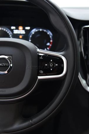 Volvo V60 D4 Momentum 140 kW image number 44