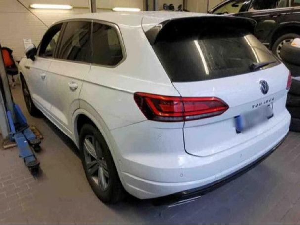 Volkswagen Touareg 3.0 TDI 4Motion 170 kW image number 1