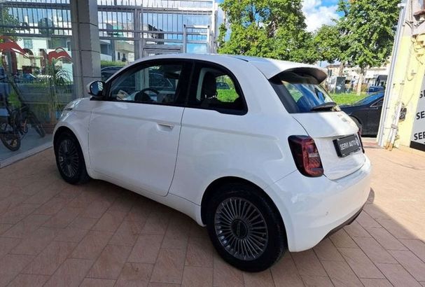 Fiat 500 e 70 kW image number 8