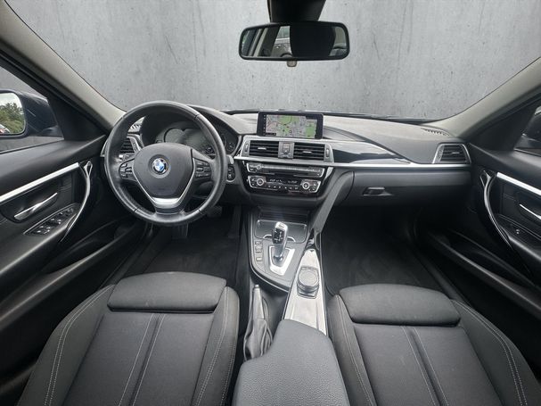 BMW 318d Sport Line 110 kW image number 20