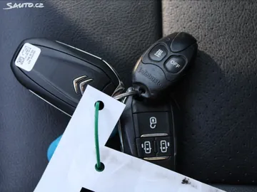 Car image 41
